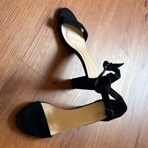 DB studio Block Heel Ankle Strap Sandal Elegant Black Women's Heels